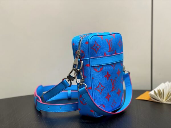 LOUIS VUITTON Danube M14685