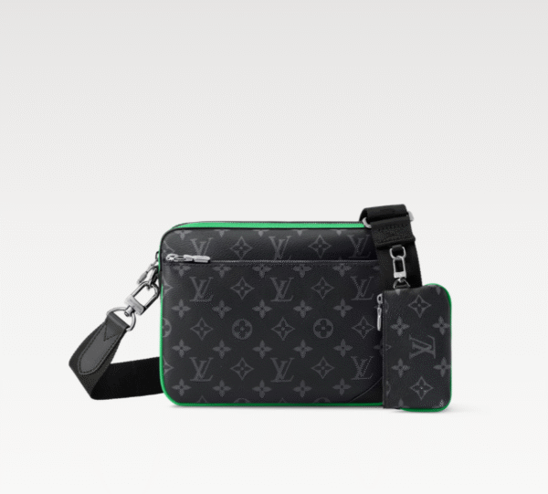 LOUIS VUITTON Trio Messenger M26052