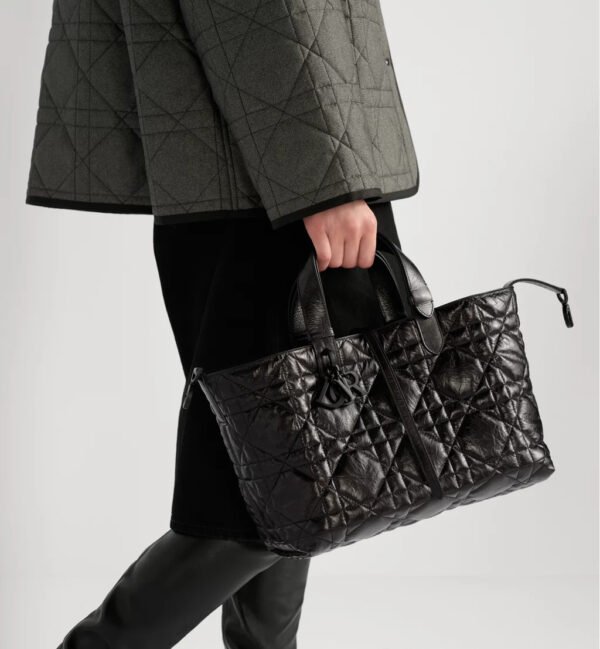 Medium Dior Toujours Bag Macrocannage Crinkled Calfskin