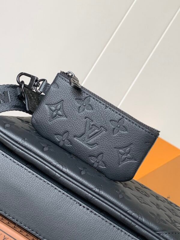 LOUIS VUITTON Trio Messenger M46602