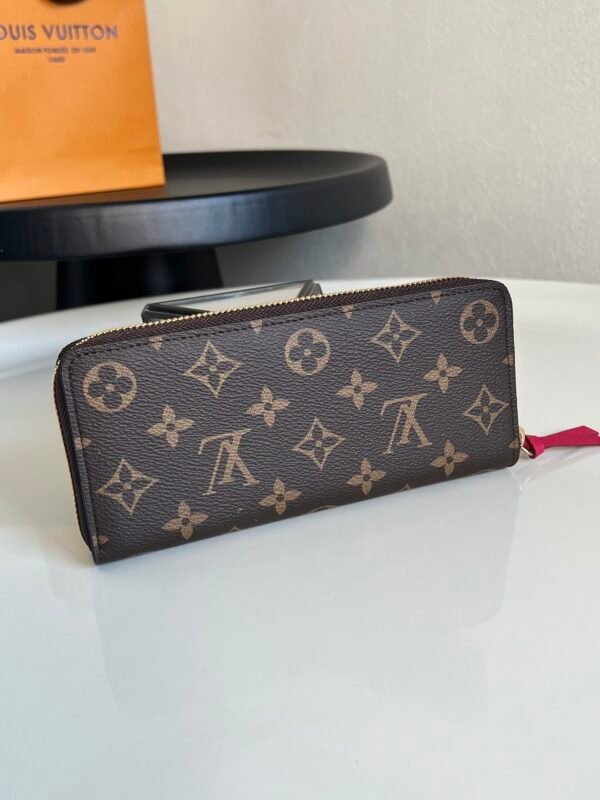 Clémence Wallet