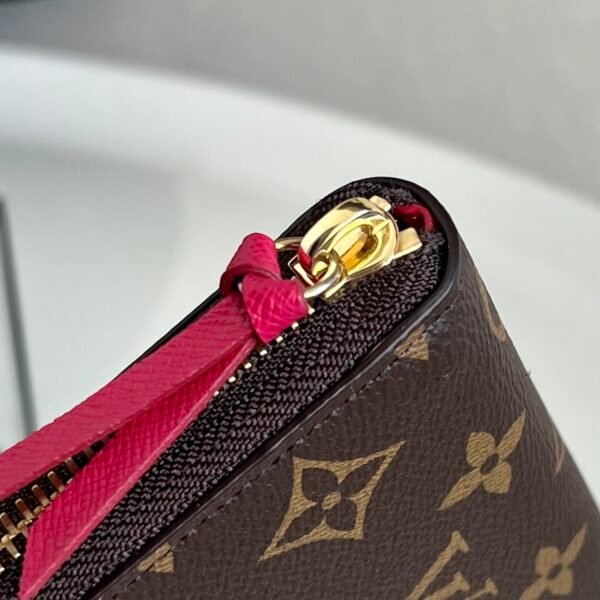 Clémence Wallet