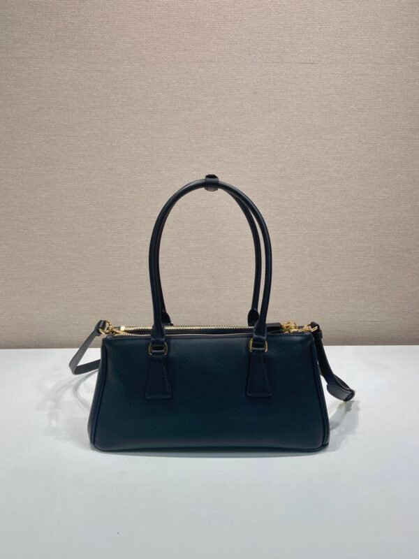 Medium Prada Galleria leather bag