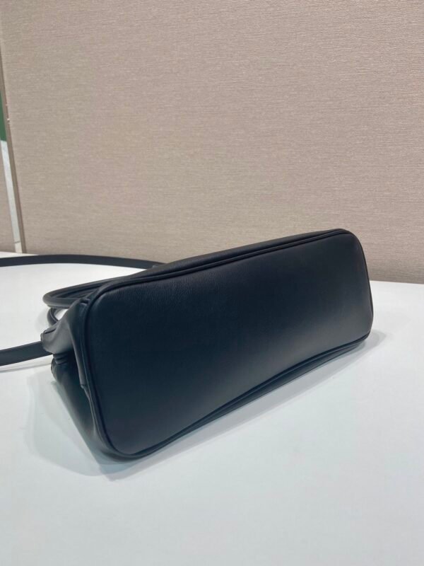 Medium Prada Galleria leather bag