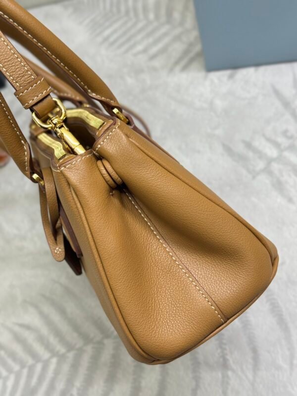 Medium Prada Galleria leather bag