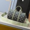 LOUIS VUITTON Keepall Bandoulière 25 M11591