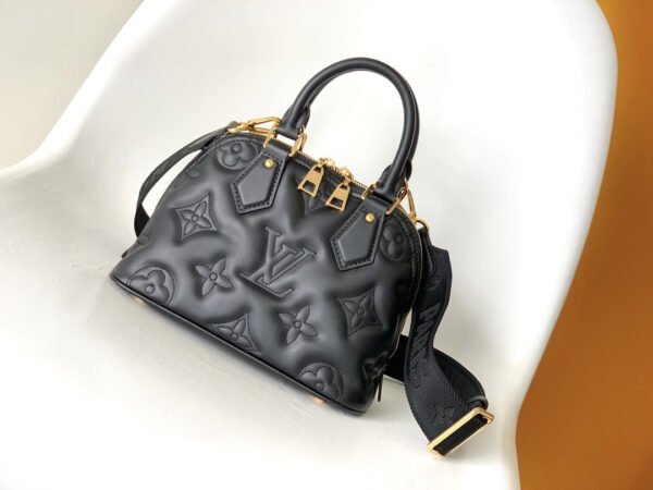 LOUIS VUITTON Alma BB