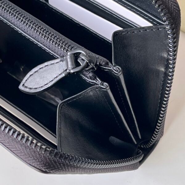 Burberry Check zipper wallet charcoal gray p80702541