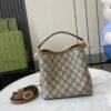 GG EMBLEM SMALL BUCKET BAG